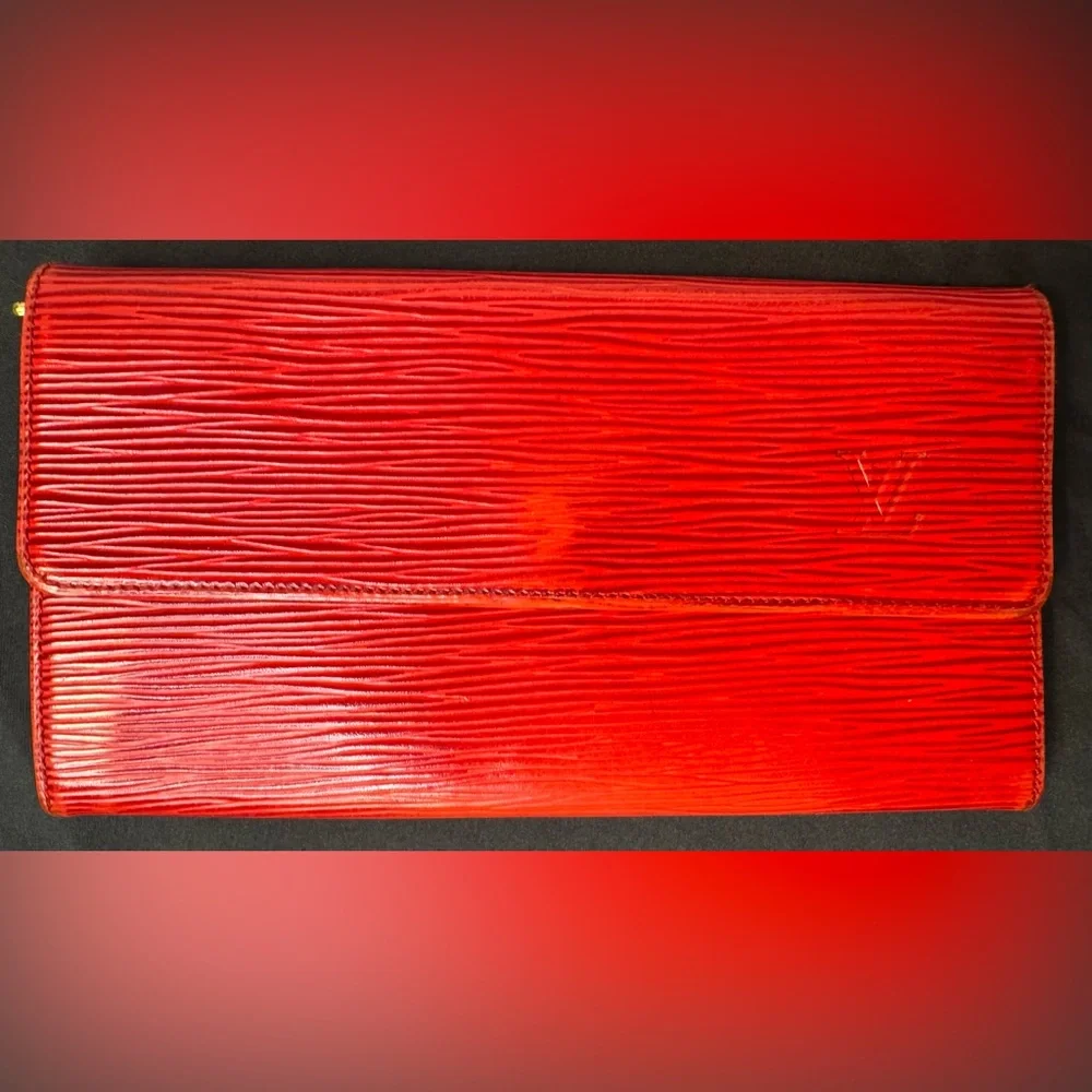 LV Louis Vuitton Red EPI Long Wallet w/ Unbranded Chain for Crossbody w/COA